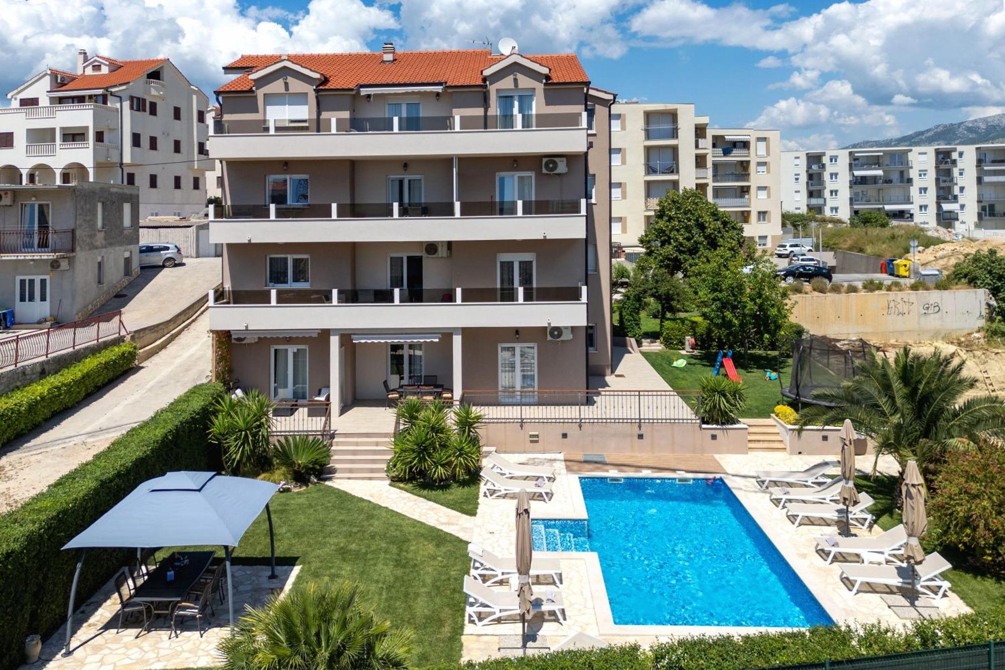 Sunny Garden A2 Apartment Split Ngoại thất bức ảnh