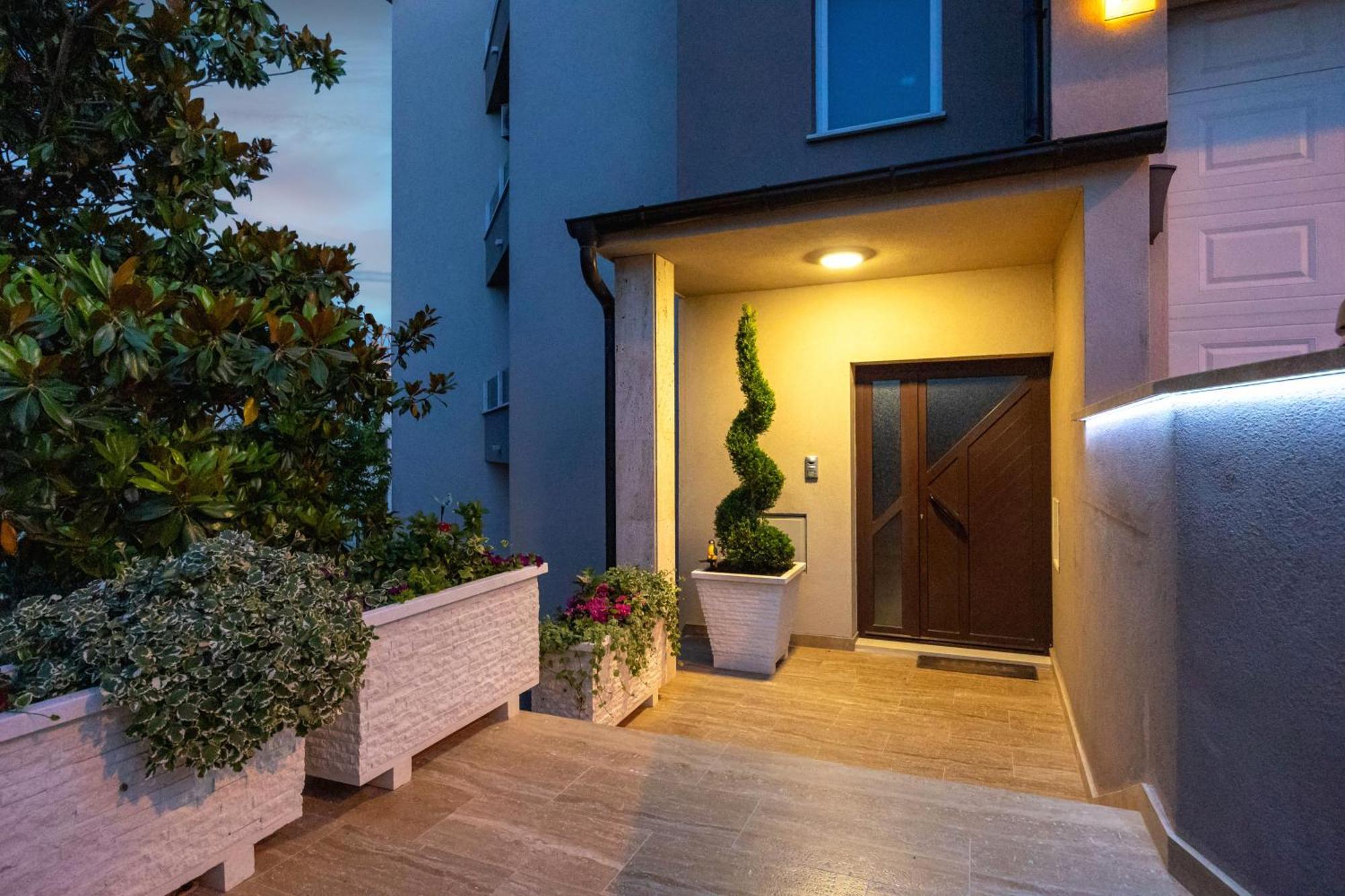 Sunny Garden A2 Apartment Split Ngoại thất bức ảnh